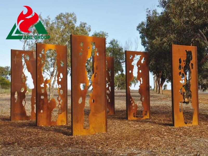 Industrial Landscape rusty tree art For Gardening Articles Manufacturer